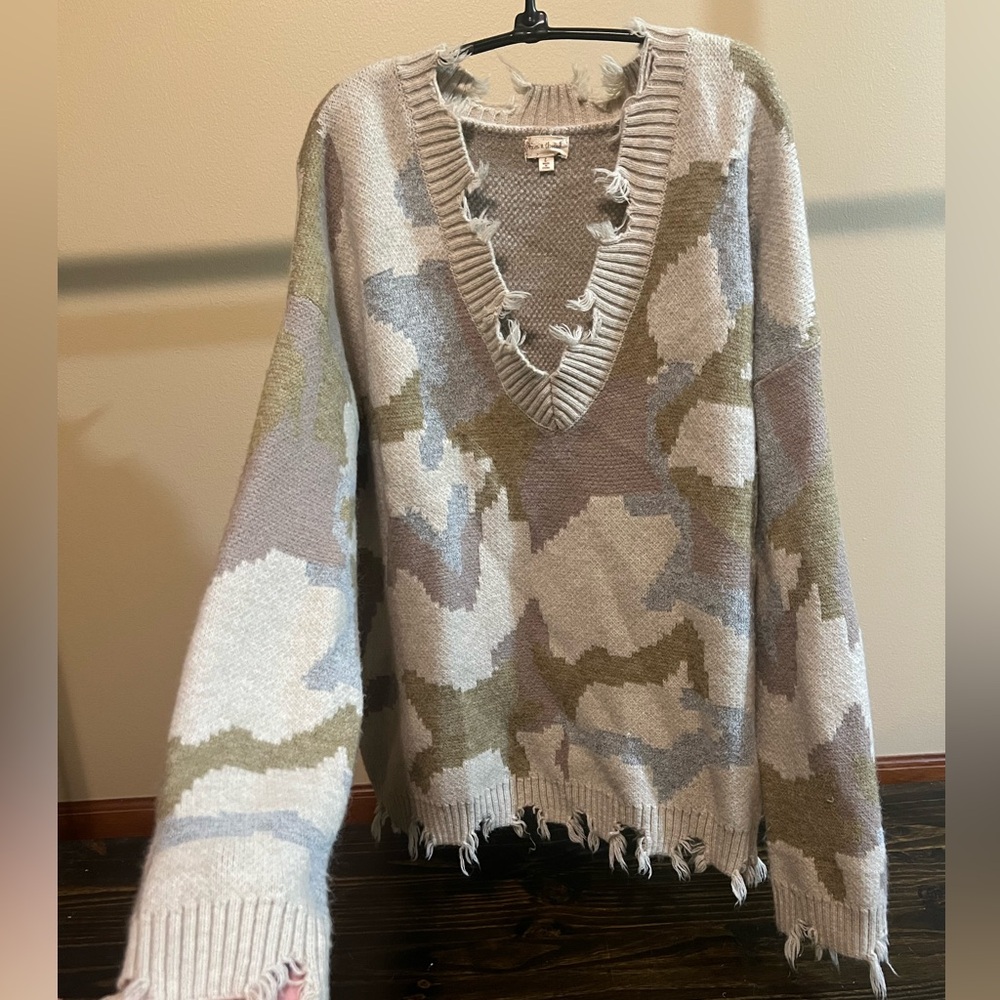 Hem & Thread sweater